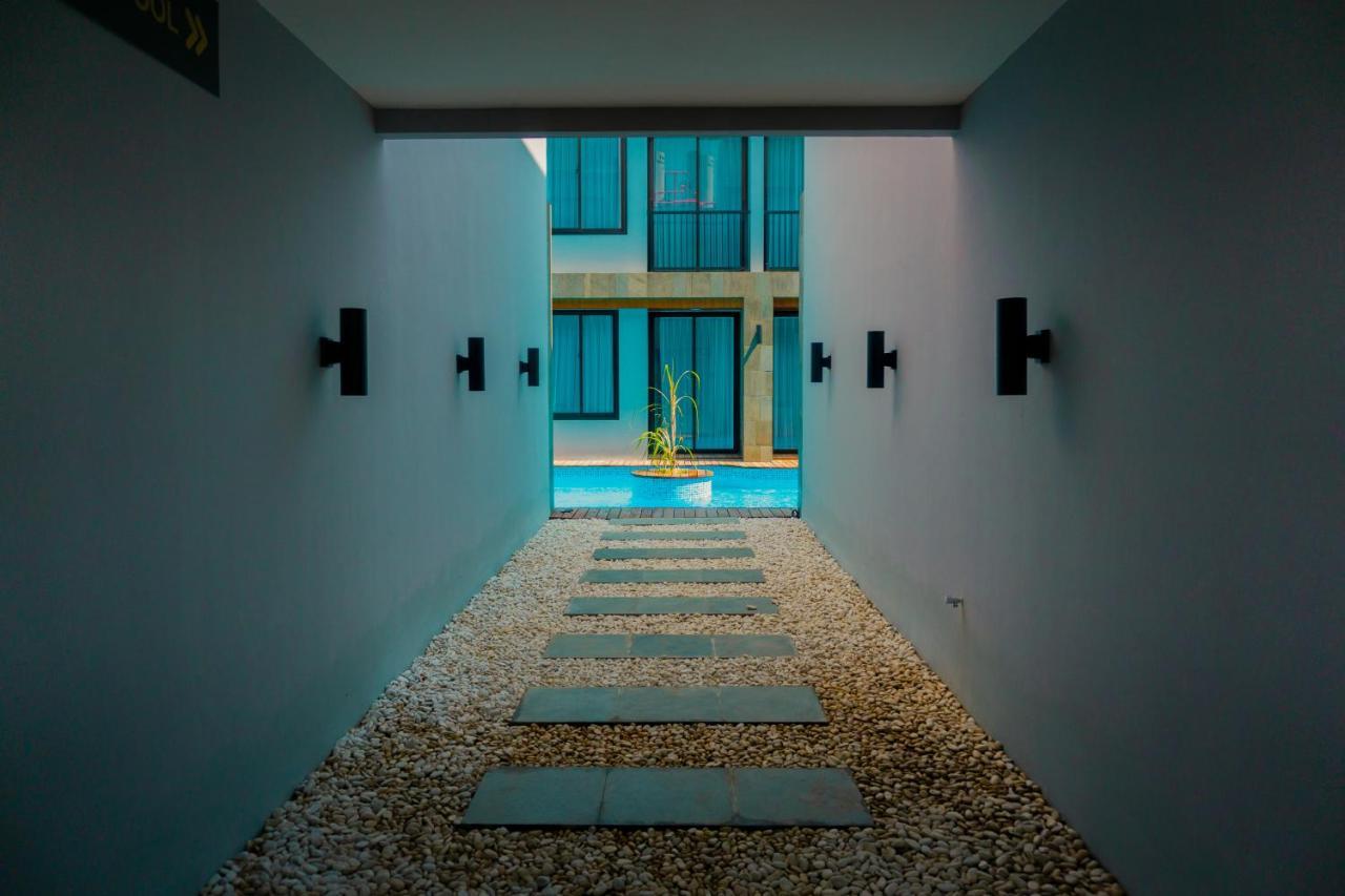 Royal Regantris Trawangan Hotel Gili Trawangan Exterior photo