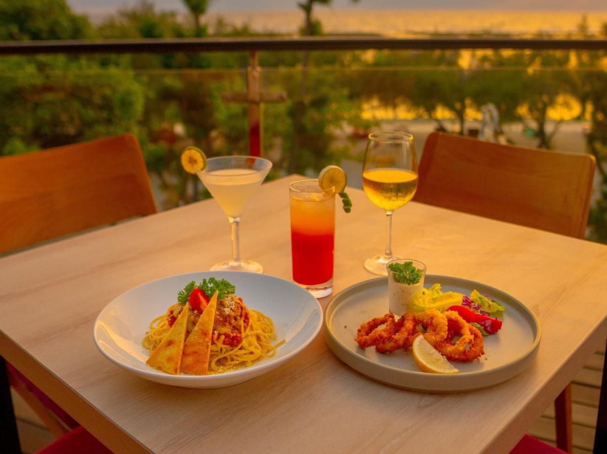 Royal Regantris Trawangan Hotel Gili Trawangan Exterior photo