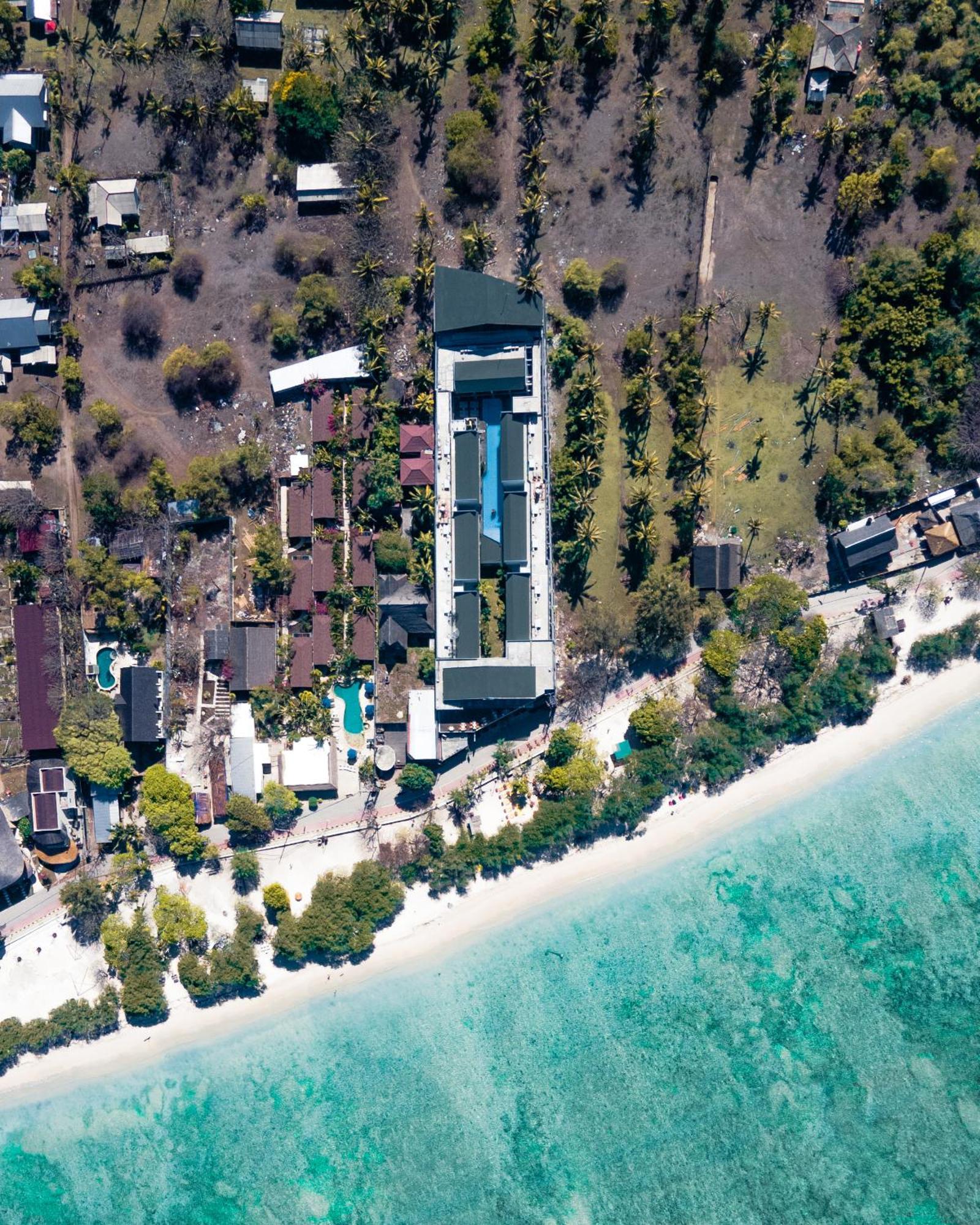 Royal Regantris Trawangan Hotel Gili Trawangan Exterior photo