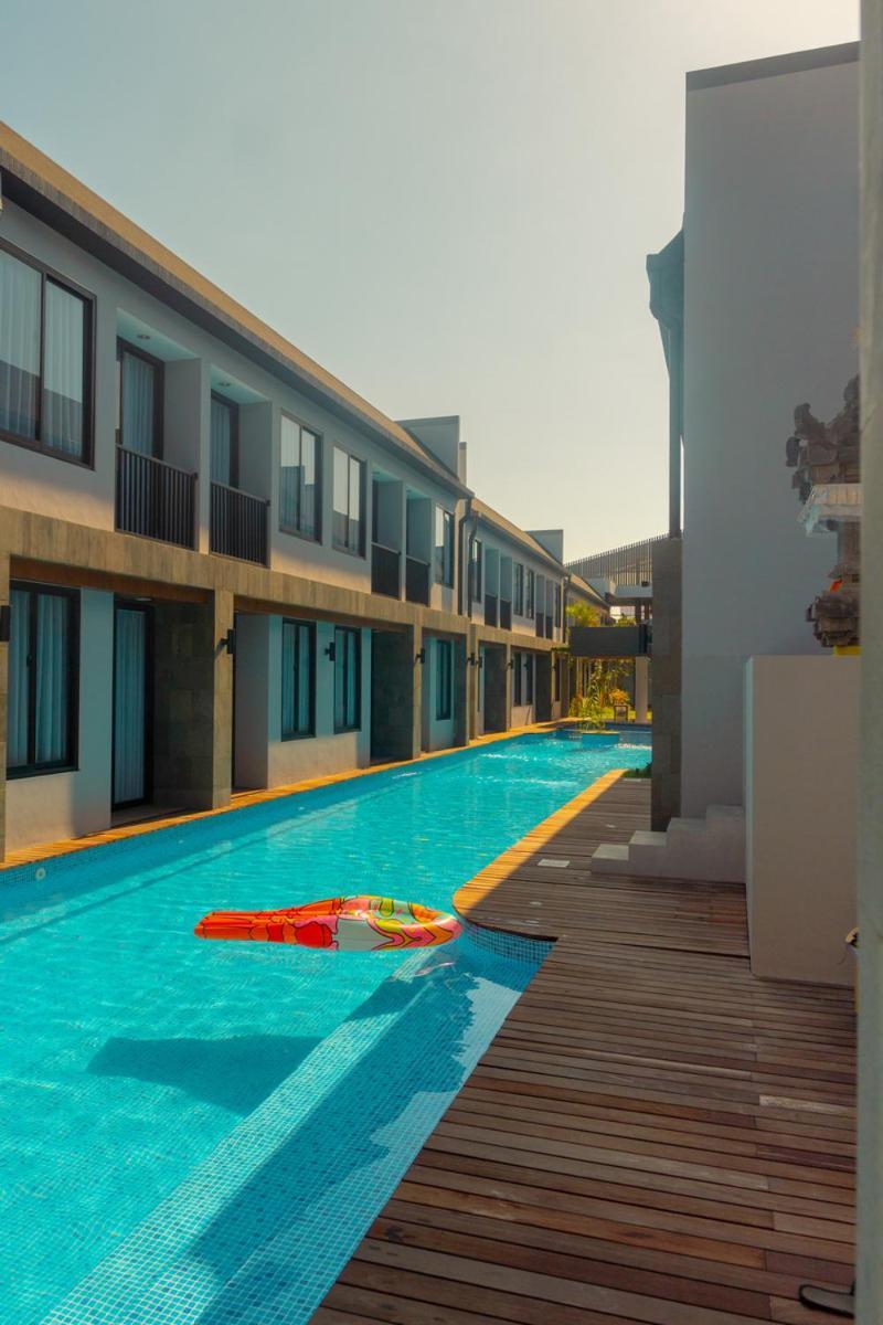 Royal Regantris Trawangan Hotel Gili Trawangan Exterior photo
